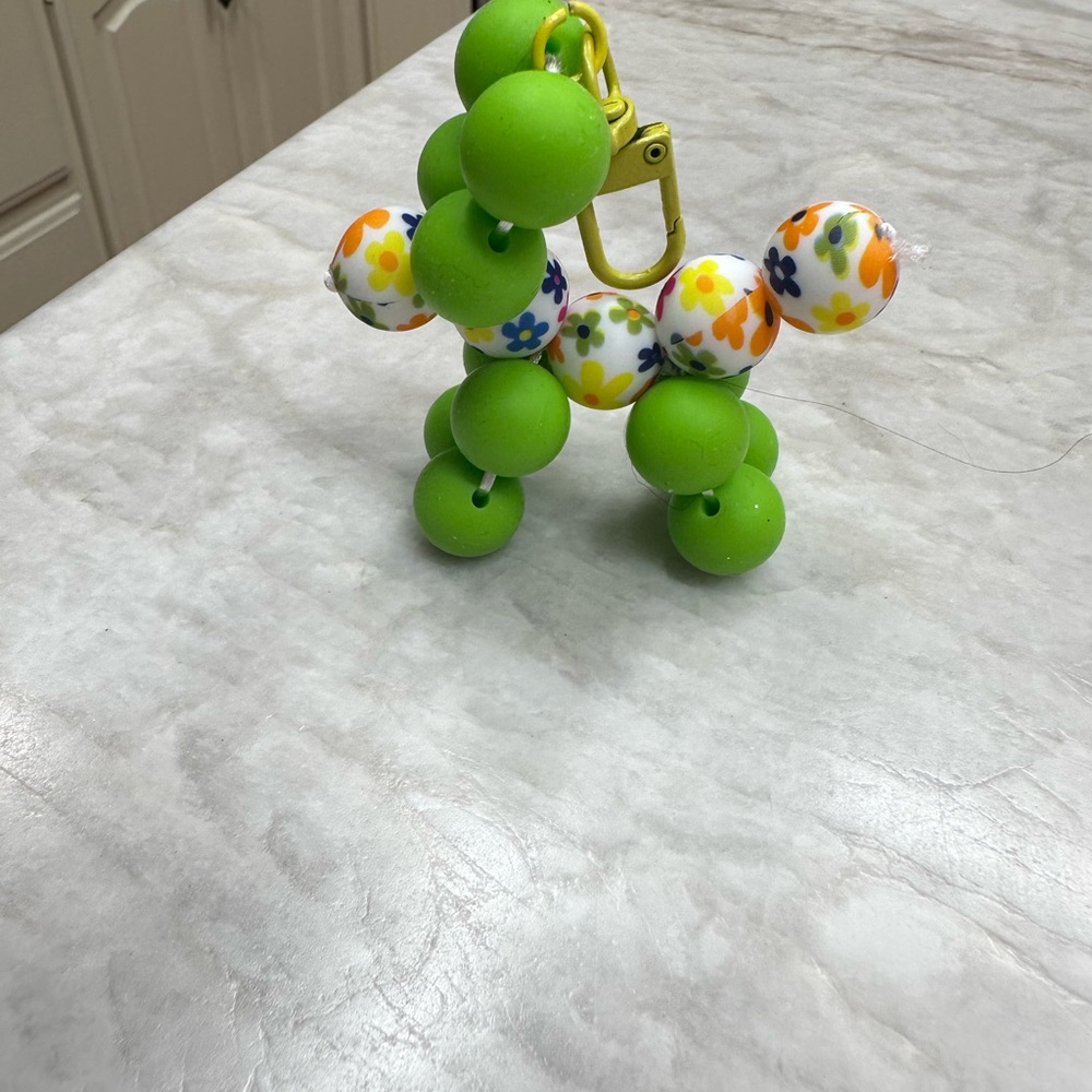 Green Beaded Balloon Dog Keychain with Floral Accents - Picture 2 of 2